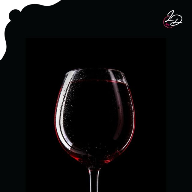 Mademoiselle C quand elle se sert un verre 🤪🍷

L’abus d’alcool est dangereux pour la santé, à consommer avec modération.

#bonneannée #bonnesrésolutions #winelover #vignes #vigneron #vigneronindependant #agencedecommunication #vin #communicationvin #lesdivinescommunication #vignobles #vigne #vignes #vignerons #vigneronsdenature #communicationvigneron #vinrouge #vinblanc #degustationvin #communicationvin #apéro #apéritif #degustation #communicationvignerons #wine #agencedecom #vire #bourgogne #bourgognetourisme #bourgognewine #bourgognefranchecomte